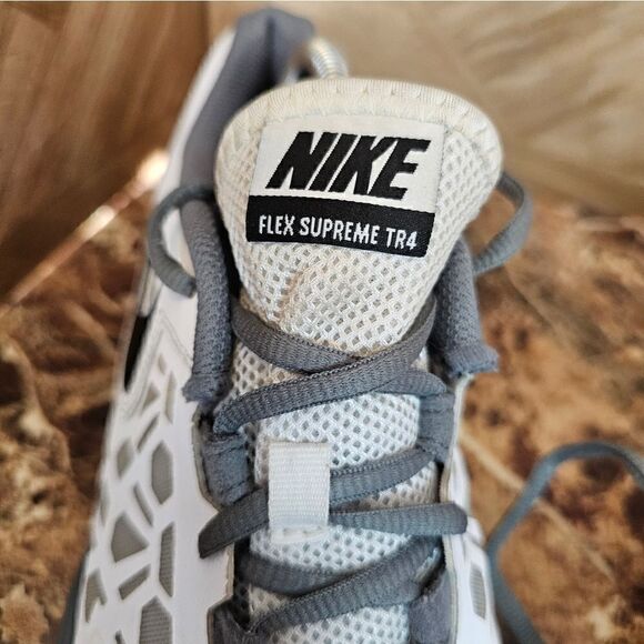 Nike men's Flex Supreme TR4 running shoes size 12.     103 - Picture 6 of 11